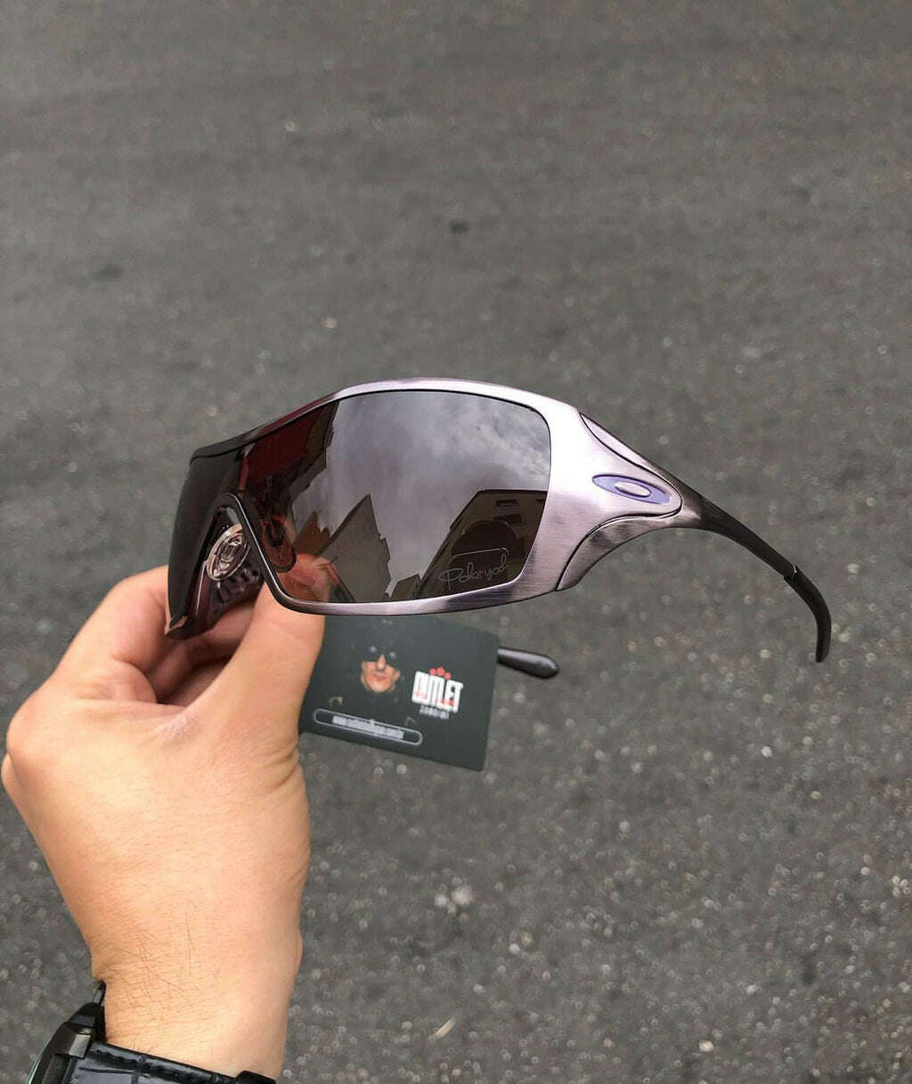 B403DEEC-57B4-4262-BC1C-8F044691C132