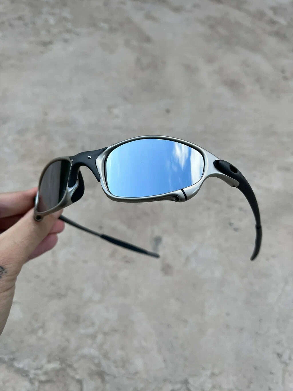 B8F41024-3159-447A-BF1D-02922962EE94