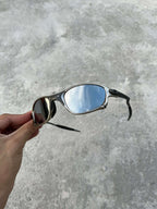 C6ED524D-9FF0-494B-B9C6-E45FB21CEECC