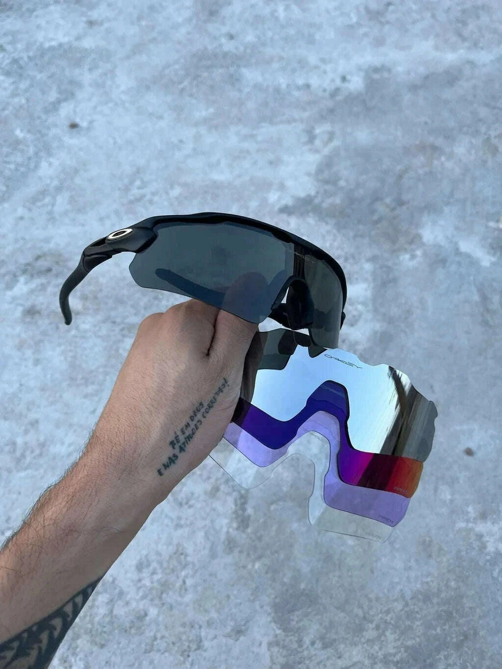 CB6278B8-ED32-49C1-98E3-3287E8D8F5DF