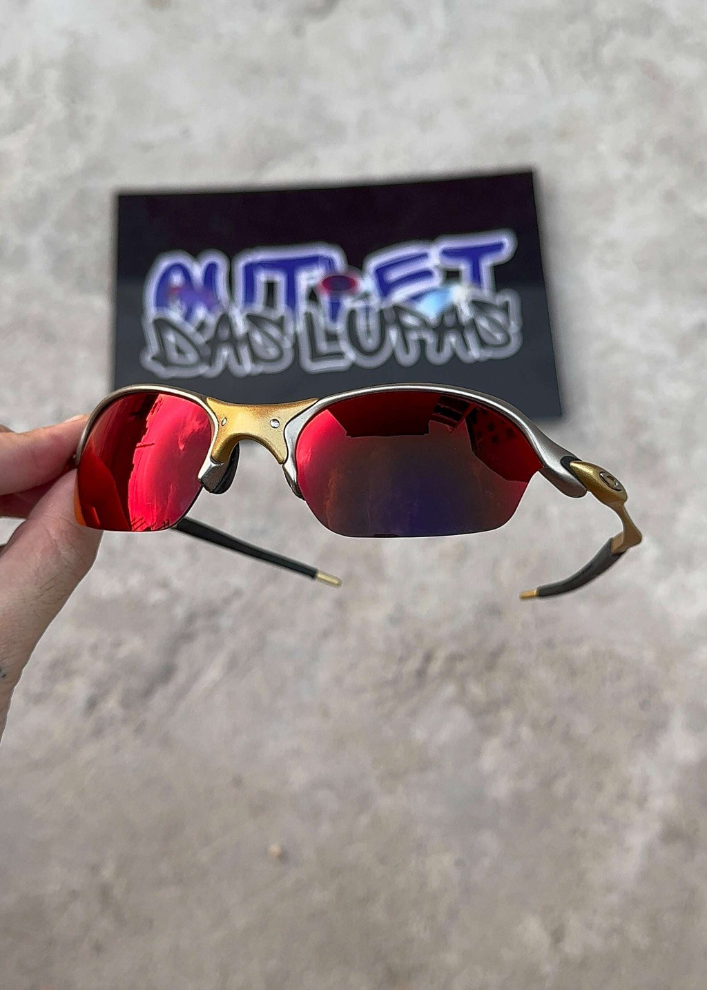 CF8129F6-EFAD-435A-881D-D4A32180C52A