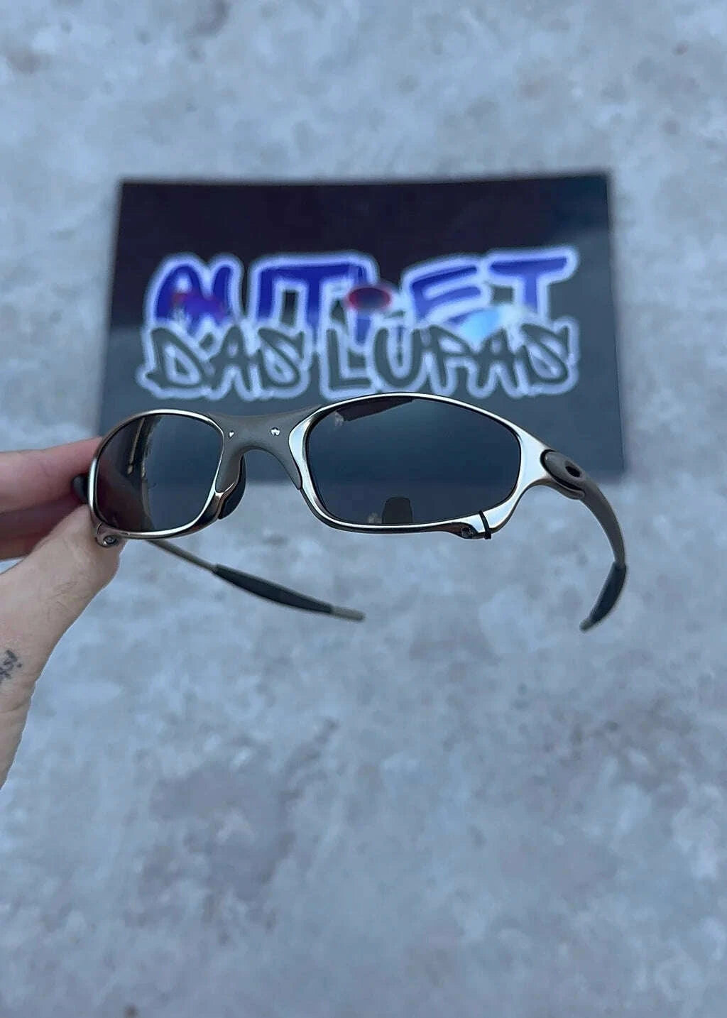 D6A550F5-3FFD-4F4C-B2B2-0B441A0A6B1D