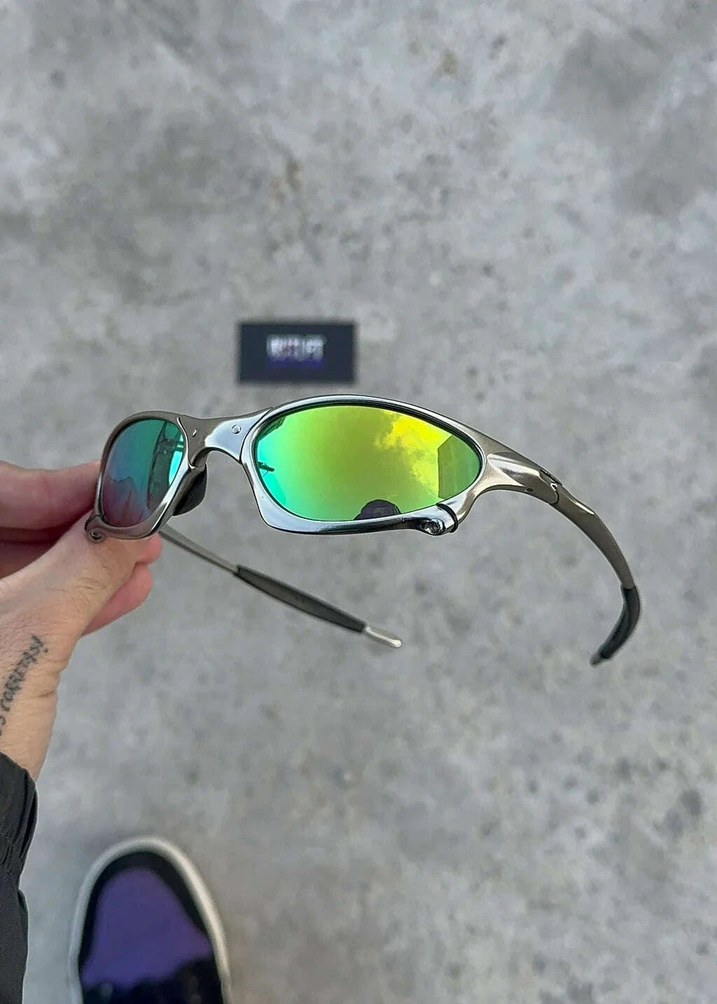 D965B5AD-3F32-4BFE-A3DF-7D91CB8ACF58