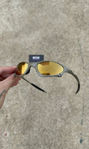 E1C15FB3-CA7B-4AF6-A2C9-0114ABABAB03