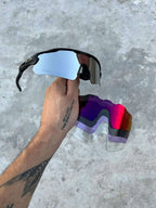 E9C01F5A-C46D-4703-8DCF-578596D69C71