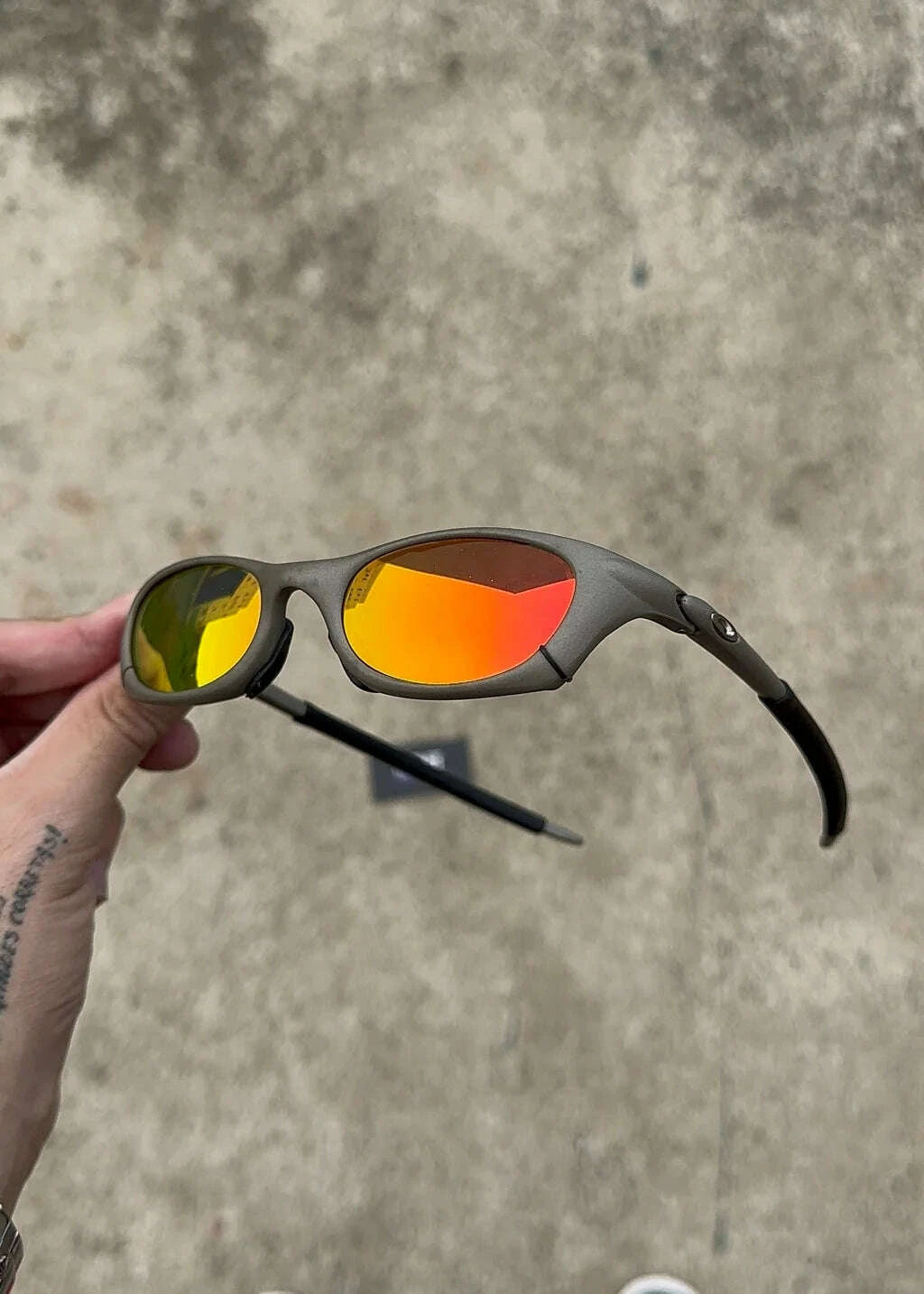 EBA23809-0E19-425F-9410-B0A08530960C