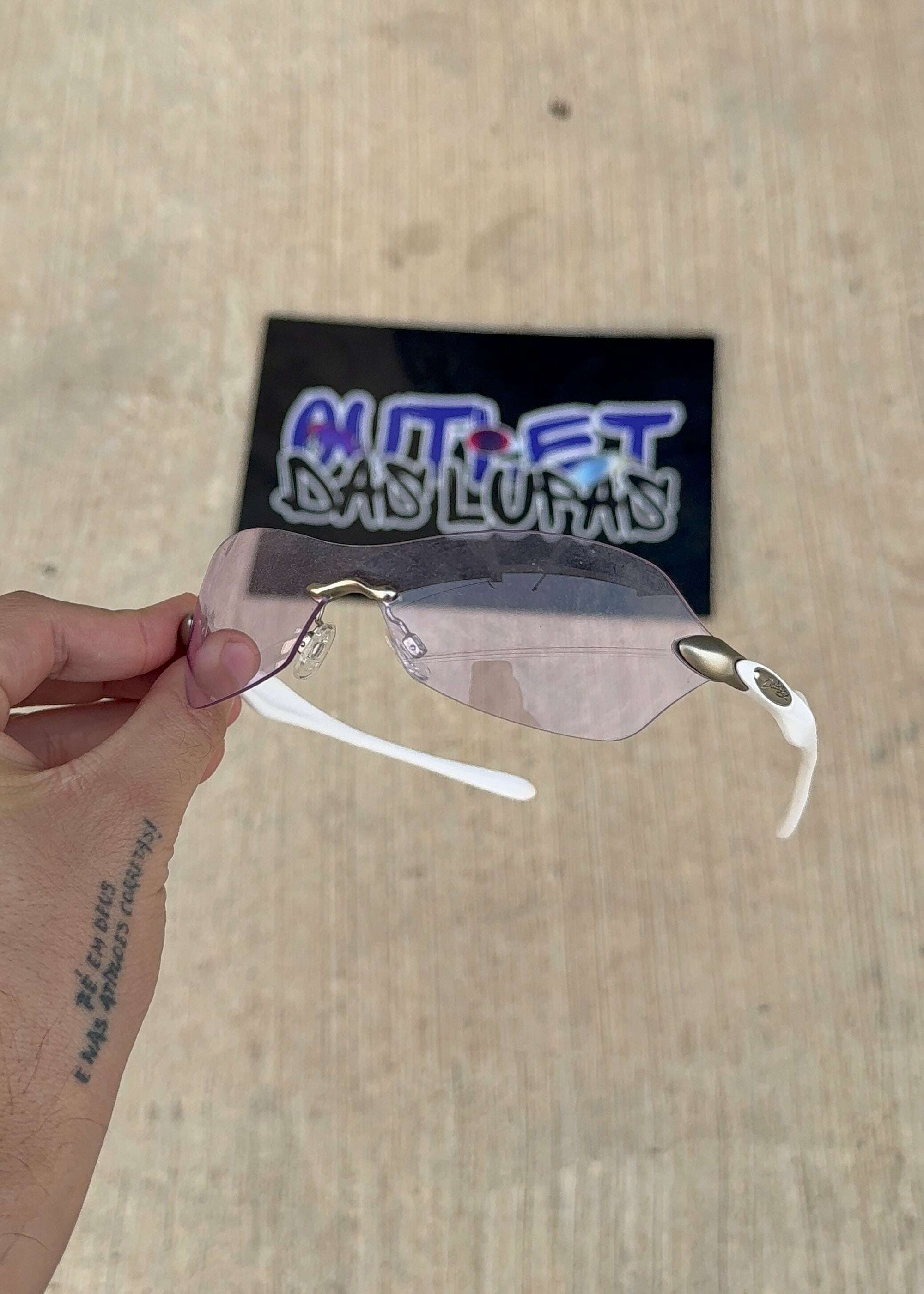 F3FD84DE-5951-466E-A577-E5AC72289347