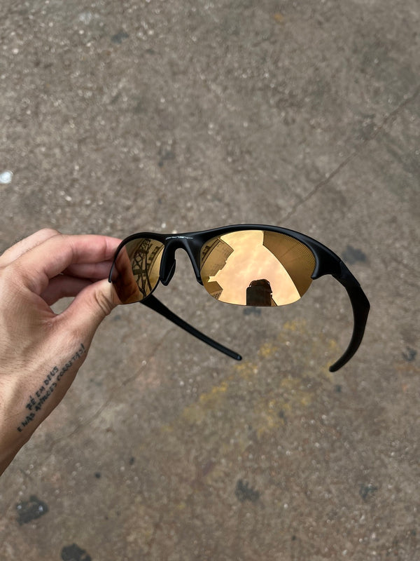 Half Jacket 1.0 Preta, Gold Café (2X1)