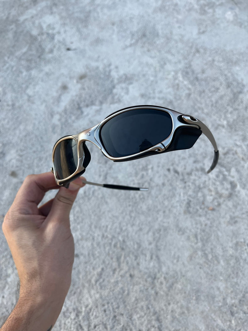 Juliet Plasma, Black com Sideblinder (2X1)